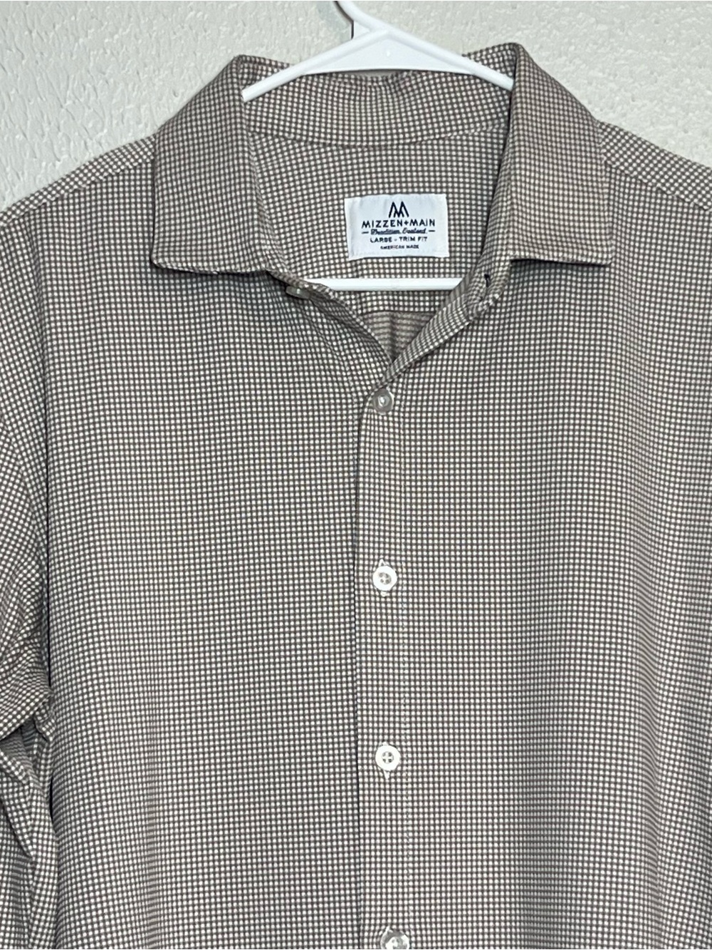 Mizzen + Main Shirt Mens Size Large Trim Fit Tan White Check Button Up Career
